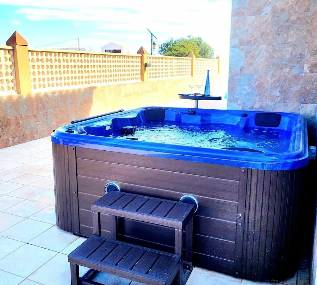 Los Estancos Enjoy House With Large Pool & Jacuzzi 빌라  Los Estancos