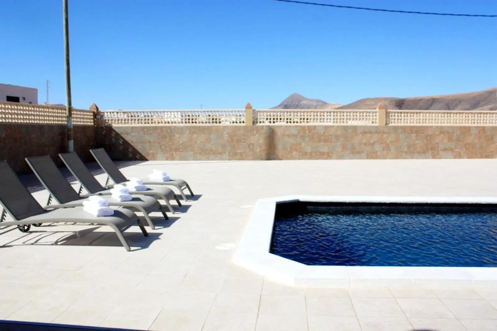 Enjoy House With Large Pool & Jacuzzi Vila Los Estancos